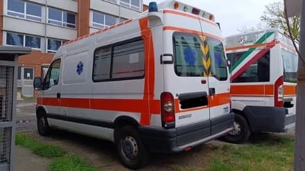 VOLPIANO - La Croce Bianca dona un'ambulanza alla popolazione ucraina colpita dalla guerra