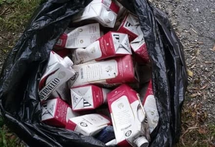 COLLERETTO C. - Il «bevitore di Tavernello» ha colpito ancora - FOTO