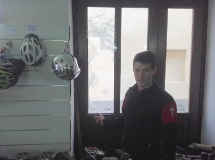 RIVAROLO - Due spaccate in dieci giorni allo stesso negozio