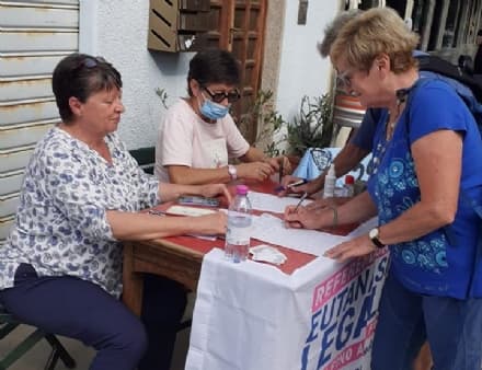 CASTELLAMONTE - Eutanasia legale: raccolte in Canavese altre 526 firme