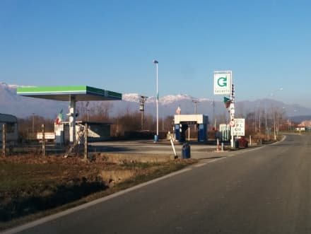 OZEGNA - Rapina a mano armata alla stazione di servizio