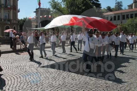 IVREA - La città «invasa» da 22mila penne nere per il Raduno del 1° Raggruppamento Alpini - FOTO e VIDEO