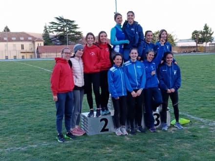 ATLETICA CANAVESANA - La 4x800 femminile trionfa ai campionati Piemontesi, argento e bronzo per le 4x100