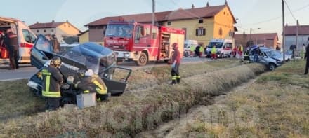 AGLIE' - Spaventoso incidente a cascine Malesina: due auto coinvolte, un ferito - FOTO e VIDEO