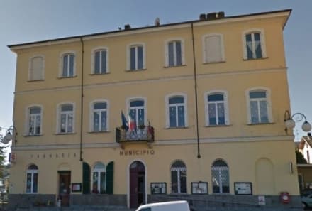 RUEGLIO - Il Ministero finanzia i lavori per la nuova mensa scolastica