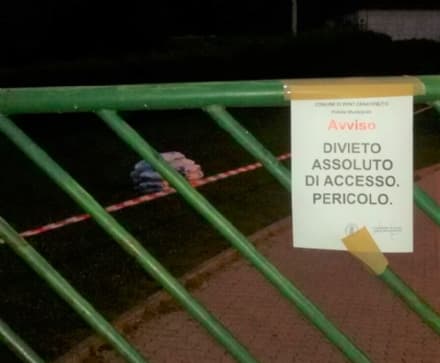 PONT CANAVESE - Allarme in municipio: porta una bomba in Comune. Gli artificieri dell'Arma fanno brillare l'oggetto sospetto