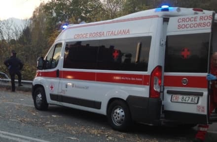 SALASSA - Un uomo trovato morto in un alloggio: si è impiccato