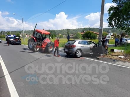 AGLIE' - Auto contro trattore: un altro brutto incidente sulla provinciale per Bairo. Due persone ferite - FOTO
