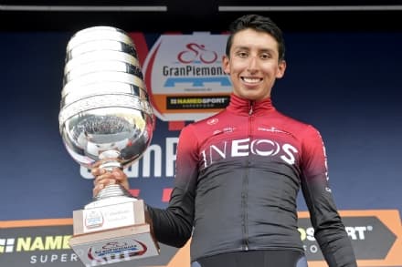 CICLISMO - Si corre «Il Lombardia» dedicato a Felice Gimondi: tutto il Canavese tifa per Egan Bernal