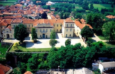 SAN GIORGIO CANAVESE - Il Castello protagonista al cinema con il film «Il giorno più bello»