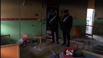 MAPPANO - Denunciati dai carabinieri 4 vandali per i danni all'ex asilo nel luglio del 2017