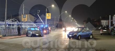 RIVAROLO CANAVESE - Tre auto si scontrano in corso Re Arduino, traffico in tilt con code fino a Feletto - FOTO
