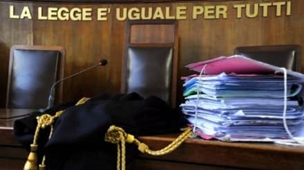 RIVAROLO CANAVESE - «Davide batte Golia» ma il conto da pagare è salatissimo per l'imprenditore locale