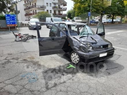 RIVAROLO CANAVESE - Terribile incidente in via Favria: scontro auto moto, 19enne finisce al Cto - FOTO e VIDEO