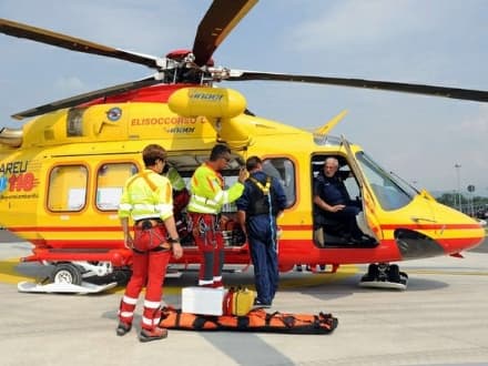 RIVAROLO CANAVESE - Anziano cade dal tetto e muore