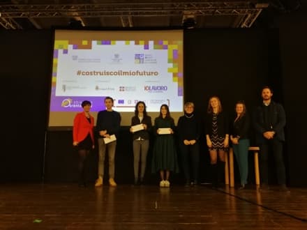 IVREA - Consegnati i «Premi Roberto Lavezzo» a tre studenti meritevoli