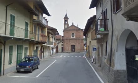 RIVAROSSA - Gatto investito da un'auto, il conducente non si ferma. Residenti furenti: «Qui si corre come in Formula 1»