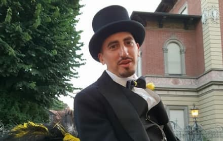 PAVONE CANAVESE - Addio ad Alessandro Anselmo, il giovane papà vittima di un incidente sul lavoro a soli 33 anni