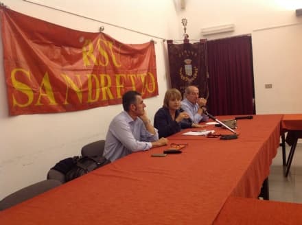 PONT CANAVESE - Crisi alla Sandretto: 127 posti di lavoro in bilico. I sindacati: «Serve un nuovo imprenditore»