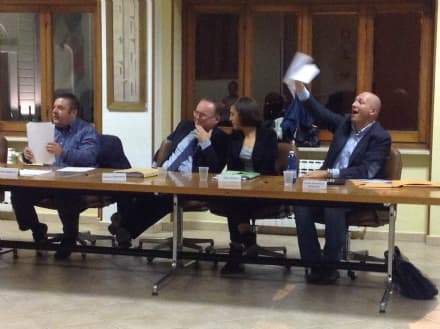 VALPERGA - «Sindaco dittatore»: le minoranze disertano il consiglio