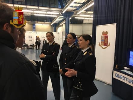 IVREA - Formazione e lavoro, anche la Polizia di Stato alle Officine H