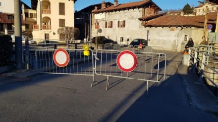 CASTELLAMONTE - Ponte rischia di cedere: traffico deviato - FOTO