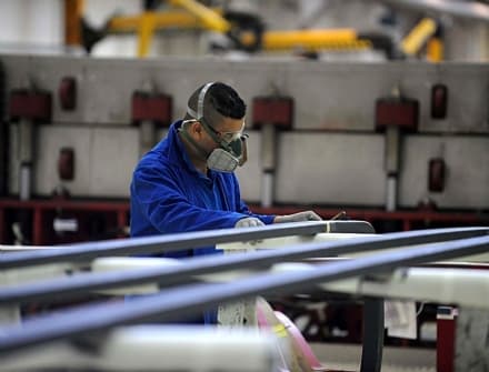 CORONAVIRUS - Le aziende chiedono di riaprire: 7757 i lavoratori in cassa integrazione in Canavese