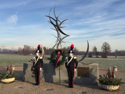 VOLPIANO - Elicottero caduto, vittime quattro carabinieri: dopo 22 anni il ricordo dell'Arma - FOTO