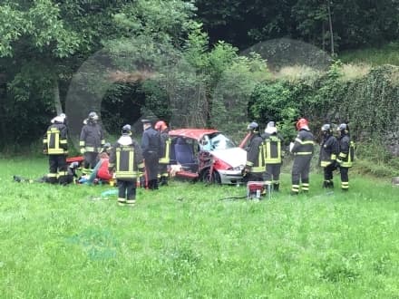 SPARONE - Auto giù dalla scarpata, donna di Pont Canavese elitrasportata al Cto - FOTO E VIDEO