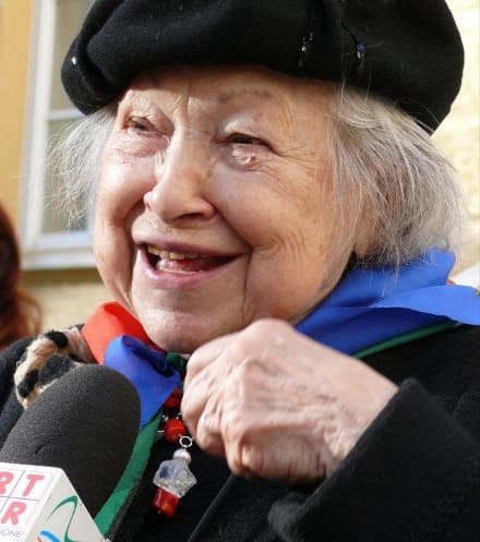 IVREA - La partigiana Lidia Menapace in città per sostenere il no