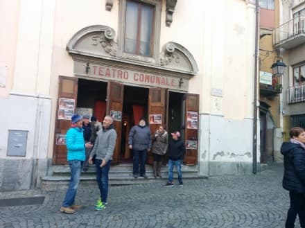 CUORGNE' - Flop del «crowdfunding» per il restauro del teatro
