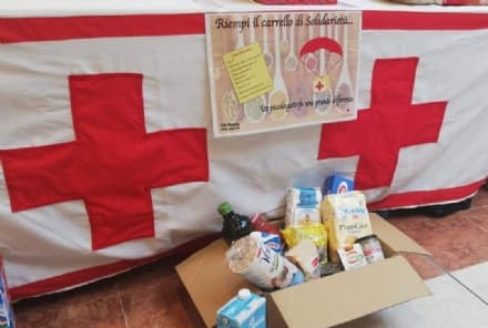 CASTELLAMONTE - Raccolti quasi 900 chili di generi alimentari per le famiglie bisognose