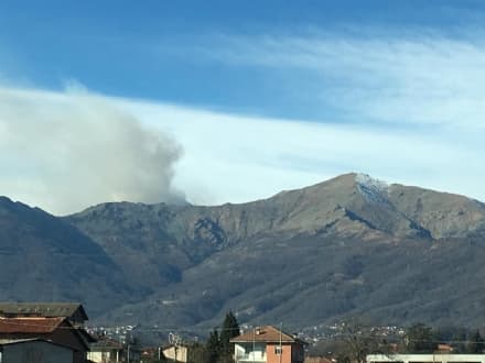 CANAVESE - Boschi a fuoco sopra Corio: è allarme piromane