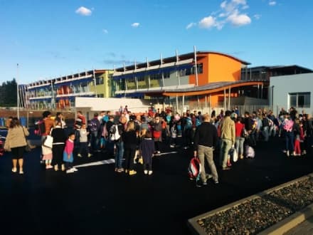 RIVAROLO - Prima campanella nella nuova scuola - FOTO e VIDEO