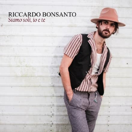 IVREA - Album d'esordio per il giovane cantautore eporediese Riccardo Bonsanto