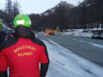 VALPRATO SOANA - 4 escursionisti salvati dal soccorso alpino