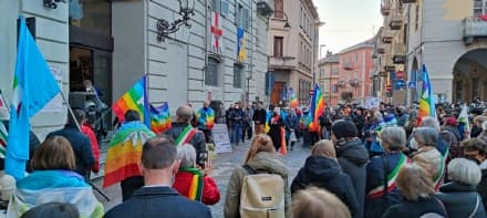 IVREA - Una manifestazione per la pace ad un anno dallo scoppio della guerra in Ucraina