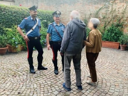 VOLPIANO - Truffe agli anziani, i carabinieri al mercato per dare informazioni e consigli