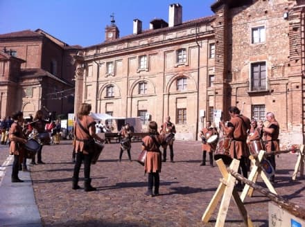 AGLIE' - «Alladium nella Storia» e il conte San Martino fanno il pieno