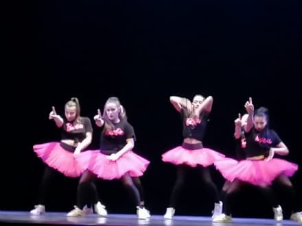 RIVAROLO - Workshop di hip hop al liceo musicale