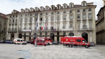 TORINO - Busta sospetta al Presidente della Regione con polvere bianca e la scritta «Antrace»