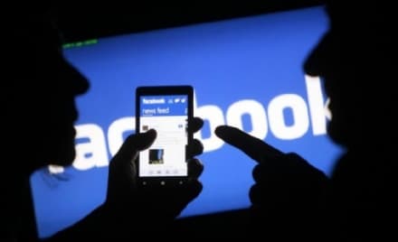 LEINI - Insulta i vigili su Facebook: denunciato per diffamazione