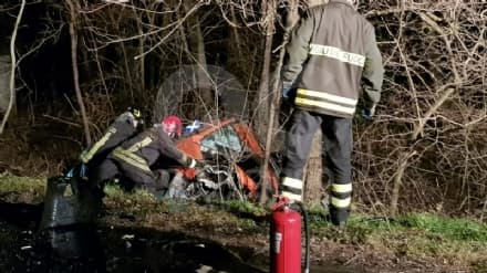 VESTIGNE' - Incidente mortale sulla provinciale 78 tra Borgomasino e Vestignè - FOTO E VIDEO