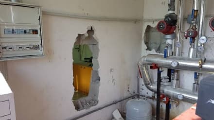 AGLIE' - Abbattono i muri per rubare nelle aziende: furti a raffica in paese. Assalto anche al supermercato Crai