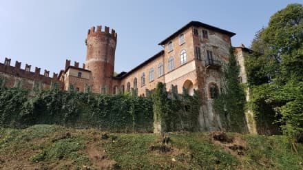 RIVAROLO - Lavori al ponte levatoio, domenica niente visite al castello