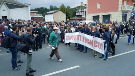 DRAMMA DI PAVONE - Rifondazione contro il sindaco di Ivrea