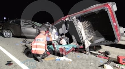 TRAGEDIA DI ROMANO CANAVESE - Padre e figlia morti nello scontro frontale - FOTO e VIDEO
