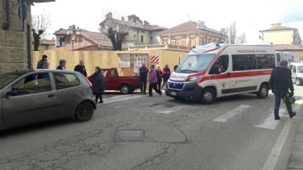 CASTELLAMONTE - Una donna investita sulle strisce pedonali