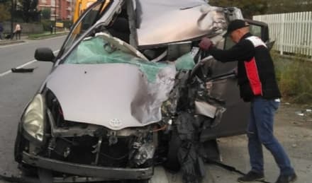 LEINI - Grave incidente stradale, tre feriti e traffico a lungo in tilt