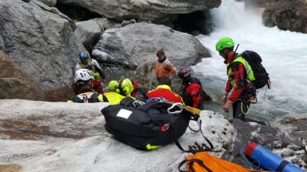 INGRIA - Incidente in canoa: uomo ferito alla schiena salvato dal soccorso alpino e ricoverato al Cto - FOTO